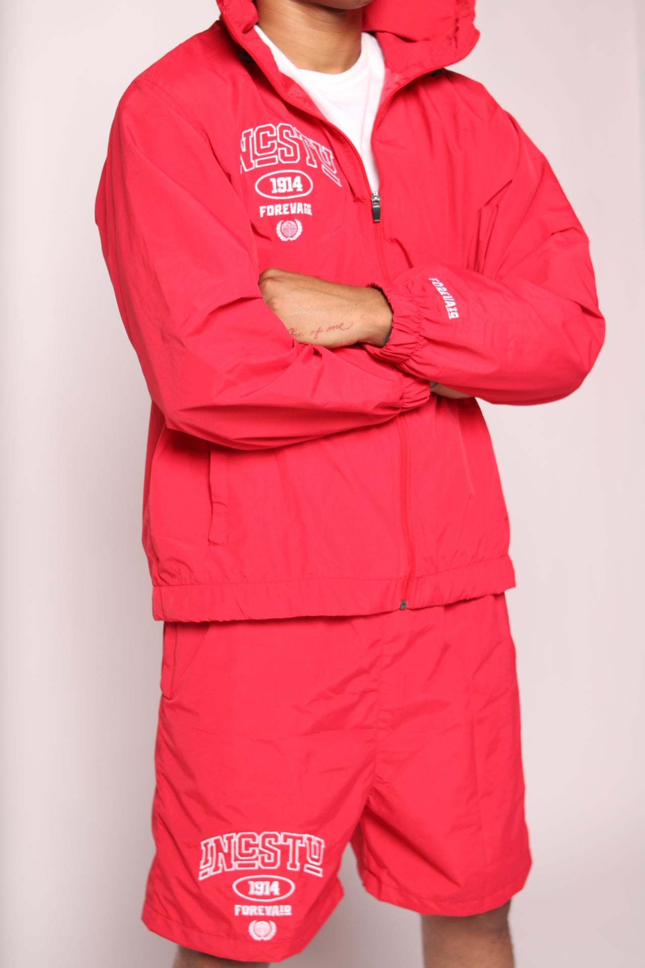 RED IncStu Windbreaker Short Set